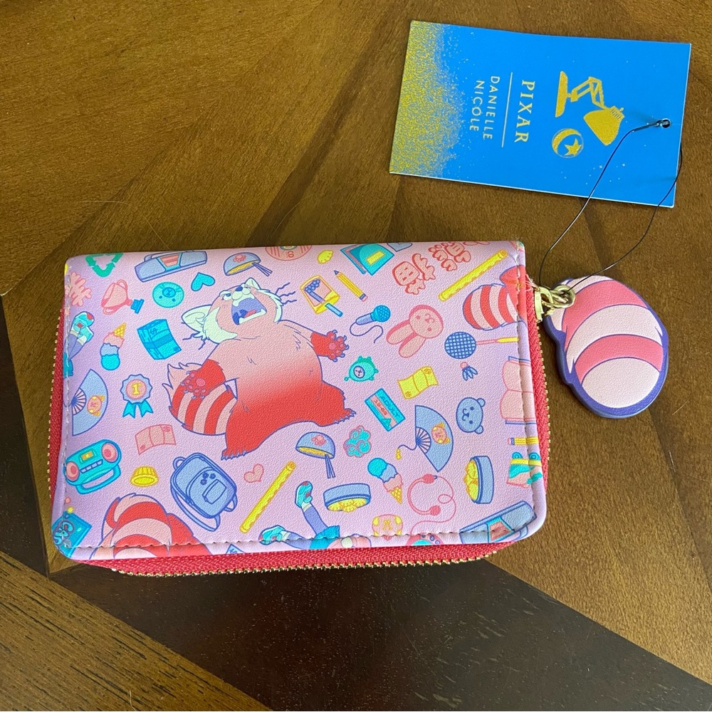 Donating soon* Adorable wallet - Picture 2 of 6